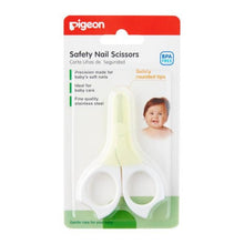 Load image into Gallery viewer, Pigeon Baby Safety Nail Scissors +3 months
